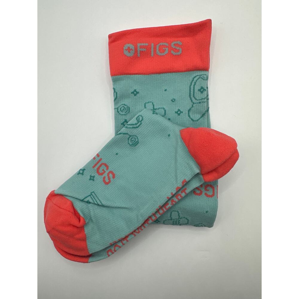 1 Pair FIGS Compression Green and Orange Socks Various Size - Picture 3 of 3